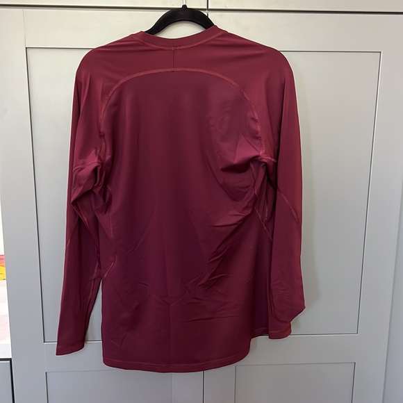 NWOT{Adidas}Mens Sz XL Maroon Long Sleeve Techfit Compression Climacool T-shirt - Picture 2 of 5